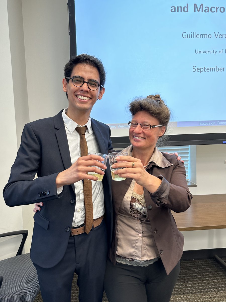 Notre Dame Economics tweet media