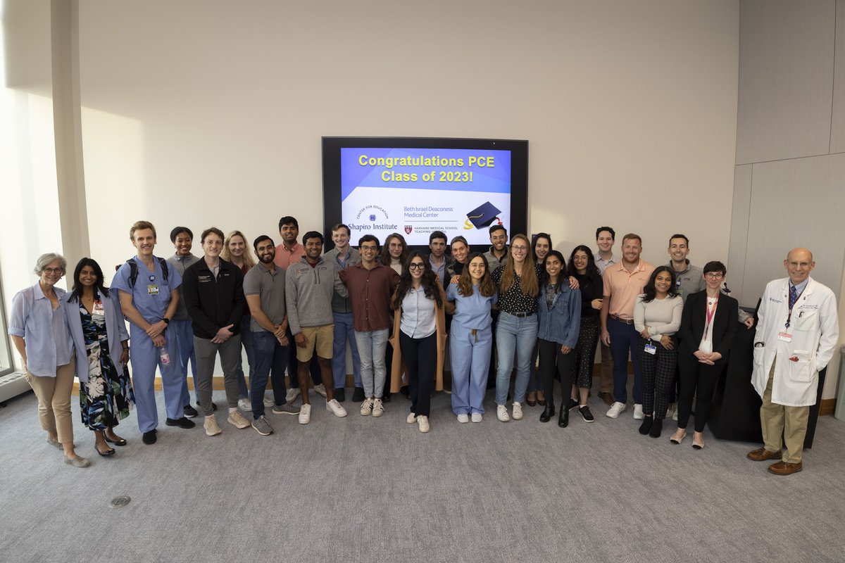 Congratulations to the <a href="/BIDMChealth/">BIDMC</a> PCE Class of 2023! 🎓 It's been a privilege to have been your home for these past two years. Best of luck in all your future endeavors! ❤️<a href="/VankaAnita/">Anita Vanka</a>
#MedEd #MedTwitter