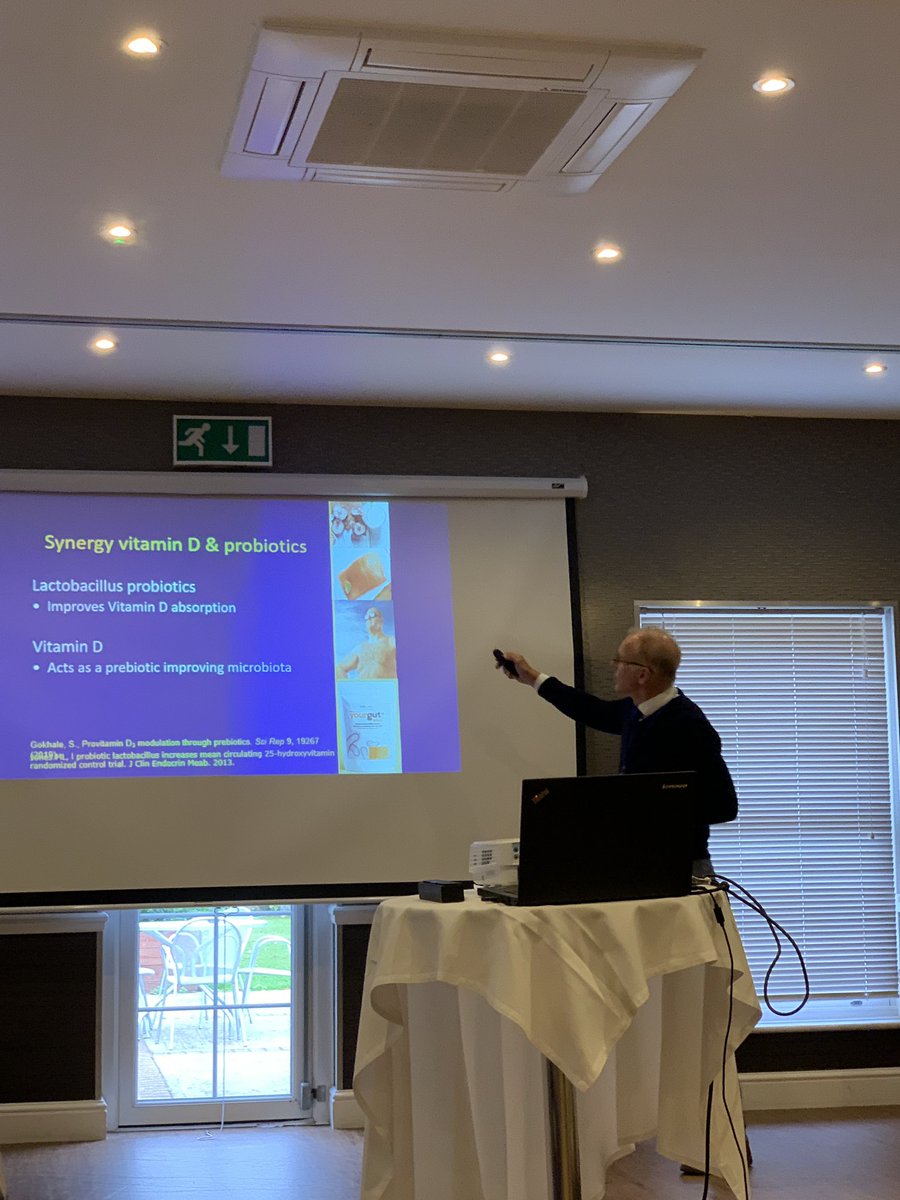 hospicestclare's tweet image. Talking about diet and exercise at the #SCHconference today in relation to cancer and #palliativecare #polyphenol rich foods #guthealth @timspector