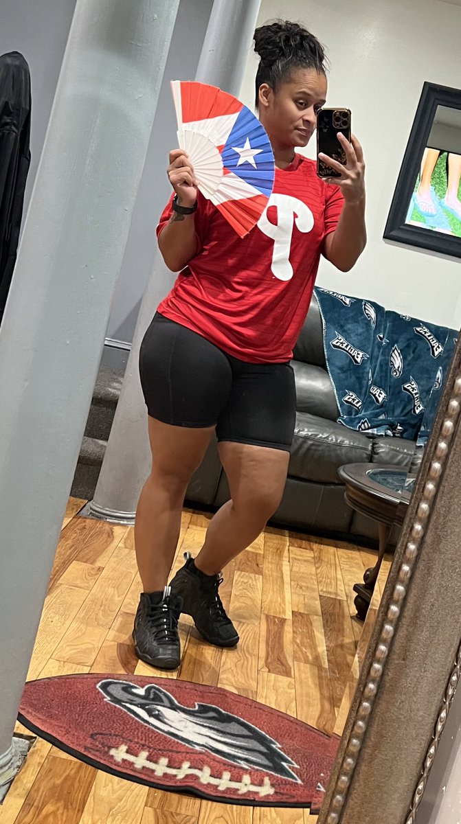 Phillie Rican #RingTheBell #phillies #EaglesEverywhere #WCW #alldayeveryday #phillirican #RedOctober #itsaneaglesthing #itsaphillything #gymflow 
TUESDAYS WIN IS WEDNESDAYS CELEBRATION ⚾️⚾️⚾️⚾️