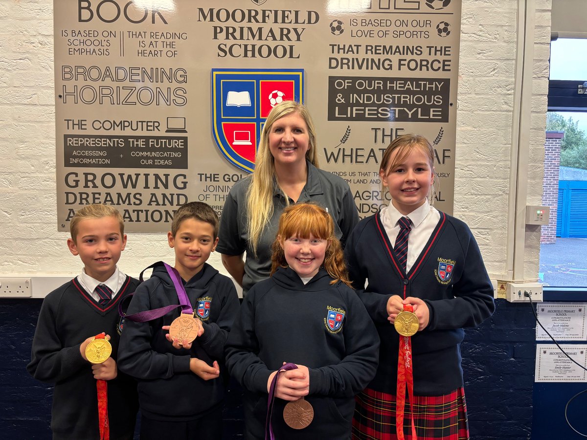MoorfieldSports's tweet photo. We were so lucky to have an extra special visitor deliver our assembly on water safety this morning, thank you so much @BeckAdlington 🏅 https://t.co/7pnj6aHLZj