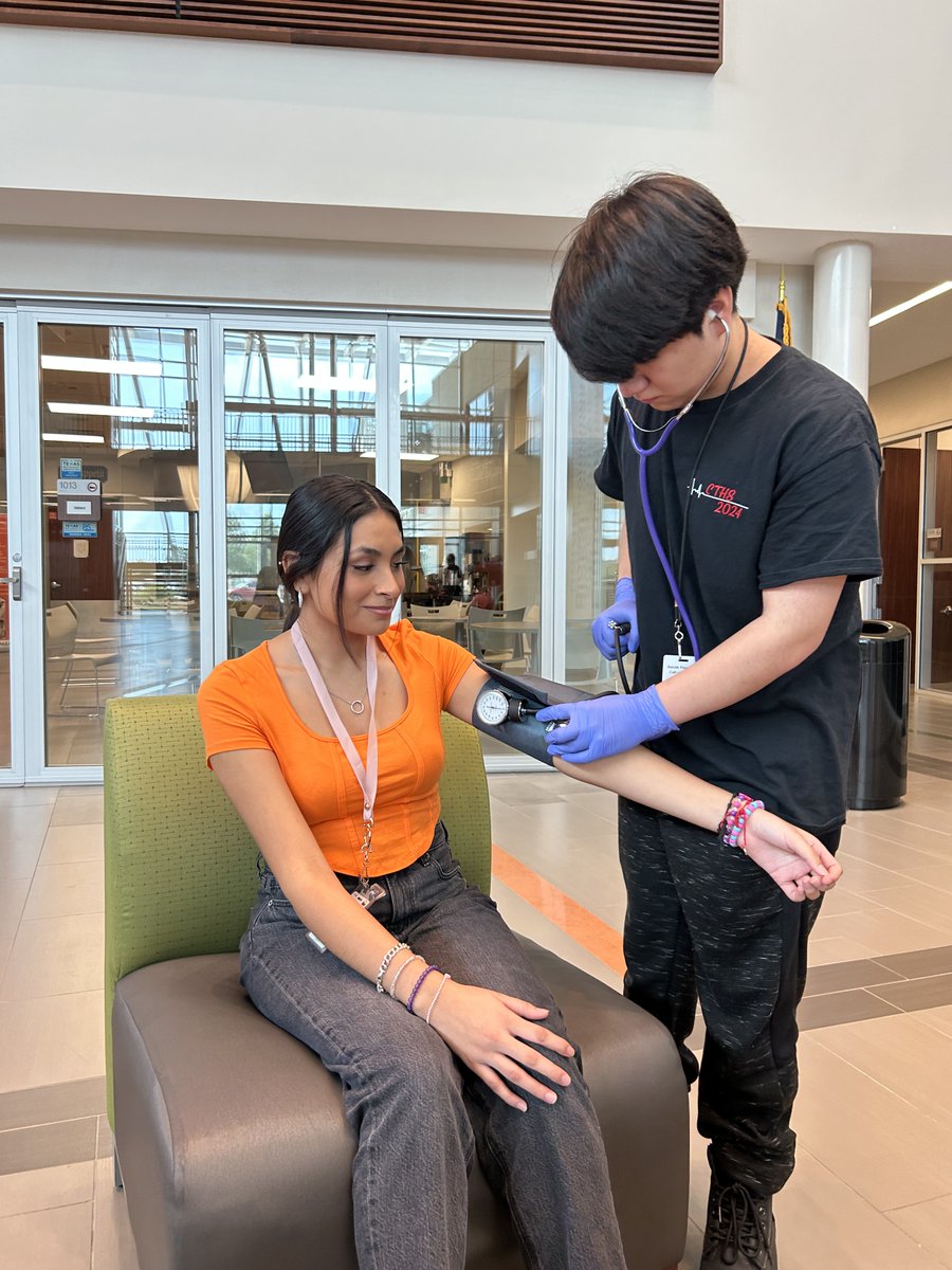 PISDCareerTech's tweet photo. Senior EMT students spent an afternoon practicing their patient interaction and vital sign skills. Great to see these future first responders in action. #PISDCTE #CTE #OneTeamOneGoal #emt #ctetx #practicemakesperfect #paramedic #rescue #emtlife #firstresponders https://t.co/9j0p6YAUY2