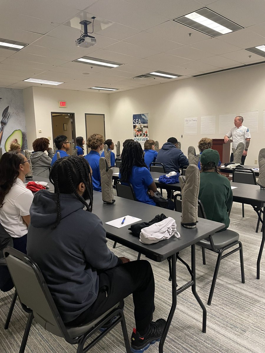 Jennifer Riley-Edwards tweet media