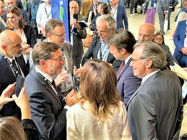 enedis_bretagne's tweet image. #CongrèsRegions2023,  @enedis présente son évaluation des efforts de sobriété sur l'hiver 2022/2023.♻️Résultats régionaux dévoilés, planification écologique et partage de données au cœur du Congrès. #EnedisBretagne #TransitionÉcologique