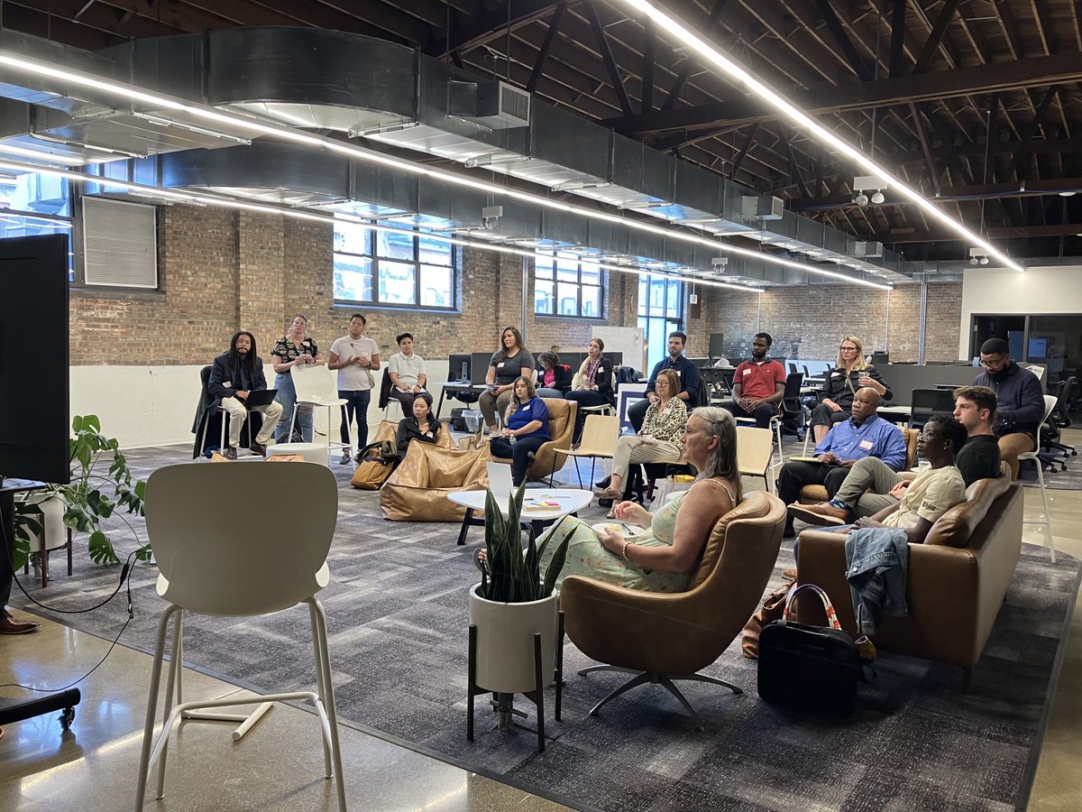 ThompsonHine's tweet photo. Thompson Hine LLP sponsored the @P33Chicago Product-Led Growth Happy Hour for Speed Round founders. New Venture attorneys Layla Lumpkin and Aisling O'Laoire represented the firm and our practice.
#Techicago #NewVentures #Startups https://t.co/2ahgG5zXLj