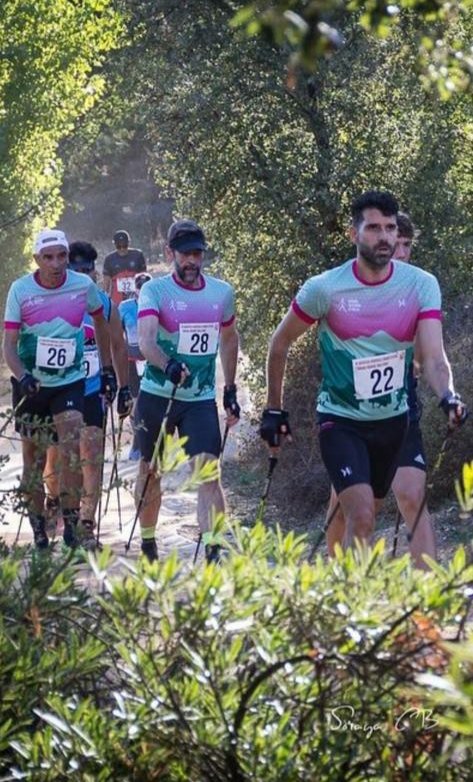 superpepe53's tweet photo. Campeón de Andalucía en la categoría de veteranos A. 
Gracias a mi club, CD Nordic Walking Sevilla.
A seguir mejorando 💪
#nordicwalking
#marchanordica
#CDNordicwalkinsevilla
#ejerciciofisicosalud https://t.co/m0ZUFSsnKi