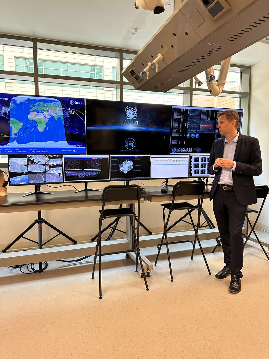 KAUSTStartups's tweet photo. The opening ceremony of the Mixed Reality Space Innovation Lab at #KAUST Research and Technology Park in collaboration with @Nebula_RD &amp; @Metavisionaries for researchers to send and conduct their experiments into space! 🚀 https://t.co/ve6iV0HWuQ