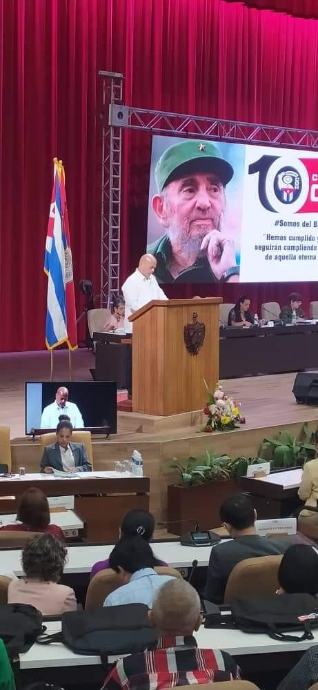valdes_troche's tweet photo. Ya comenzo nuestro #XCongresoCDR, momento propicio para evaluar que más podemos hacer para seguir consolidando y defendiendo la Revolución desde los barrios. #CDRCuba #SomosDelBarrio #63AniversarioCDR #Sandino #PinardelRío https://t.co/oIZsPmte0N
