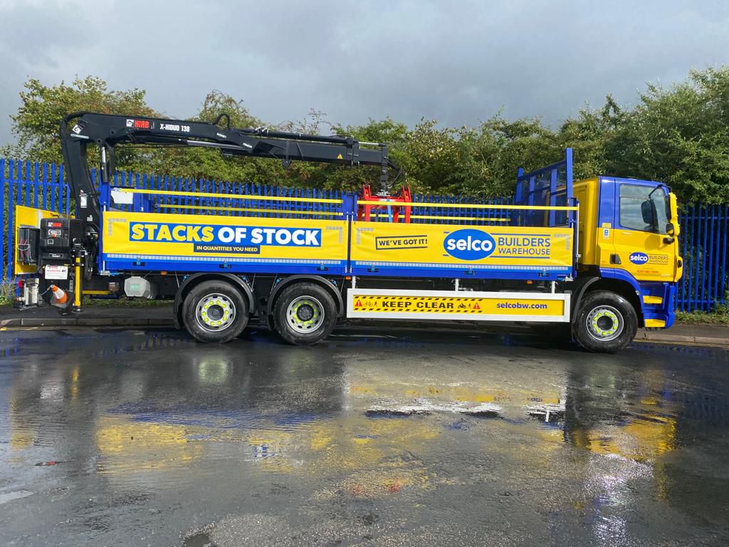 MotusDAF's tweet photo. Check out this new DAF CF, ready to hit the road for Selco Builders Warehouse! We love it! 🤩
#NewDAF #DAFTrucks #DAFCF #New #Handover #MotusDAF #MotusCommercials https://t.co/TxTjdD5Ws1
