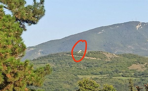 TheScarmind's tweet photo. Terrorism of #Azerbaijani army against the religion and the #Armenian culture continues in #Artsakh. This time they have destroyed the monument of Cross overlooking #Stepanakert. https://t.co/p6XNcYn8pd