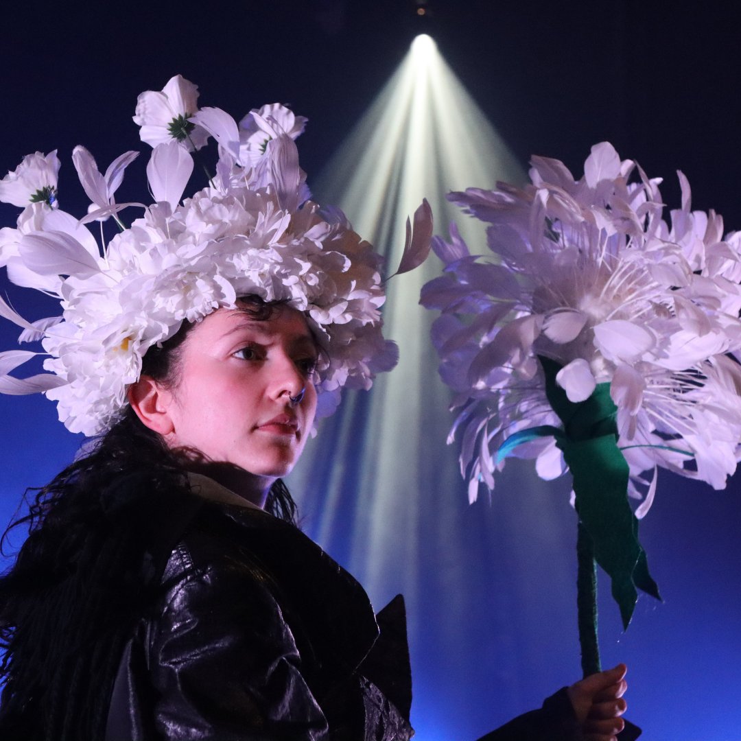 'I took my kids to see the show, I didn't realise how much I would enjoy it too! A show for kids that appeals to adults' from a viewer of When the Moon Spun Round 🌙 This magical & enthralling show performs @angrianan Fri 29 & Sat 30 Sep angrianan.com @CeolConnected