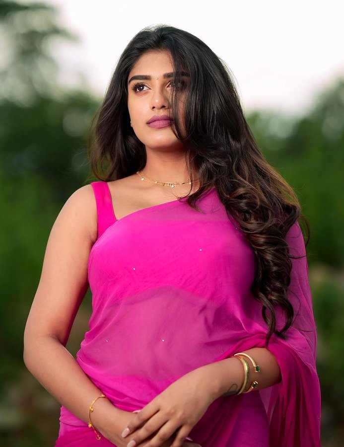 F7C_8nxWoAArUop?format=jpg&name=900x900