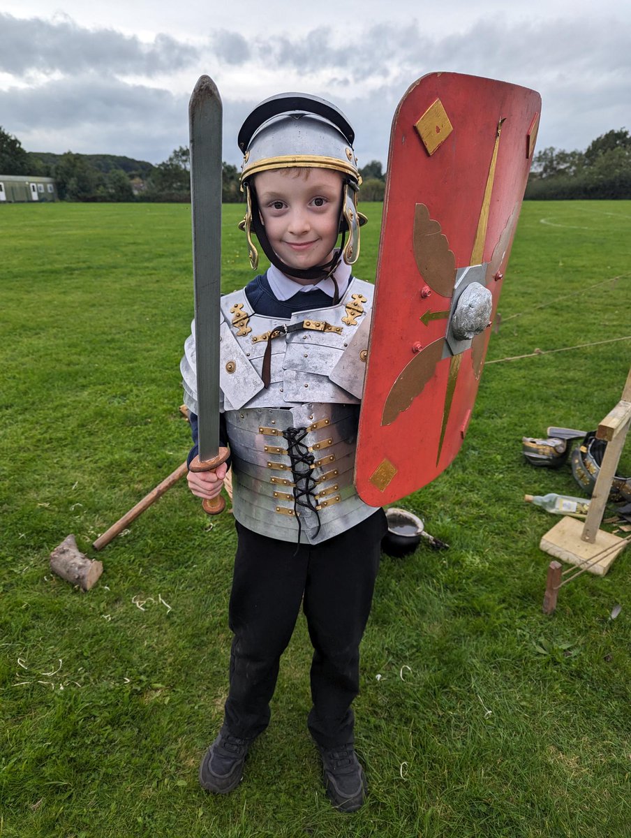 Candleby Lane tweet media