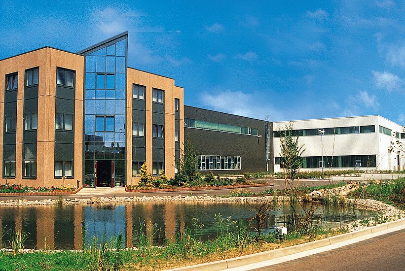 corrugaexpert's tweet photo. PROGROUP CELEBRATES 25 YEARS OF ITS CORRUGATED SHEETFEEDER PLANT IN BURG

“Our PW03 corrugated sheetfeeder plant has been an important production site for us from day one,” says Maximilian Heindl, CEO of Progroup... https://t.co/uNOge0WqSX

#Progroup #corrugated #packaging https://t.co/MDeXv0V8mf