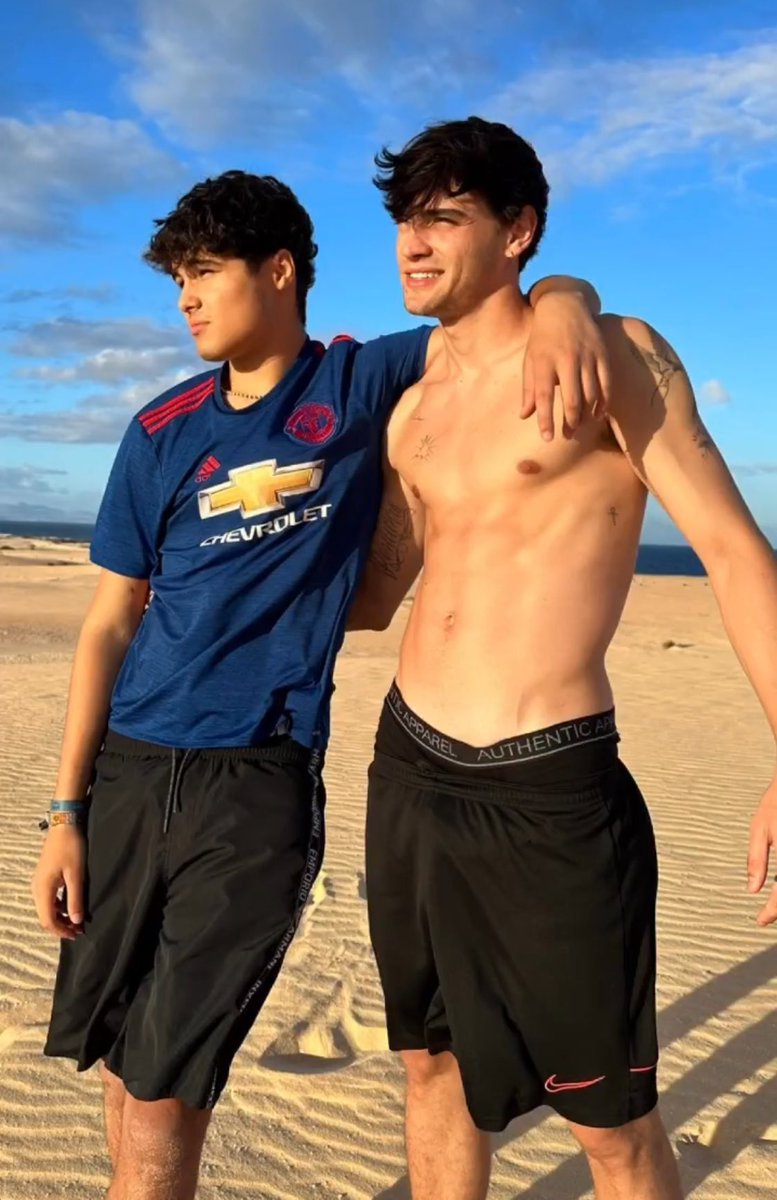 LINDOS 😮‍💨

📷 | Gabriel Guevara e seu amigo Brian recentemente.