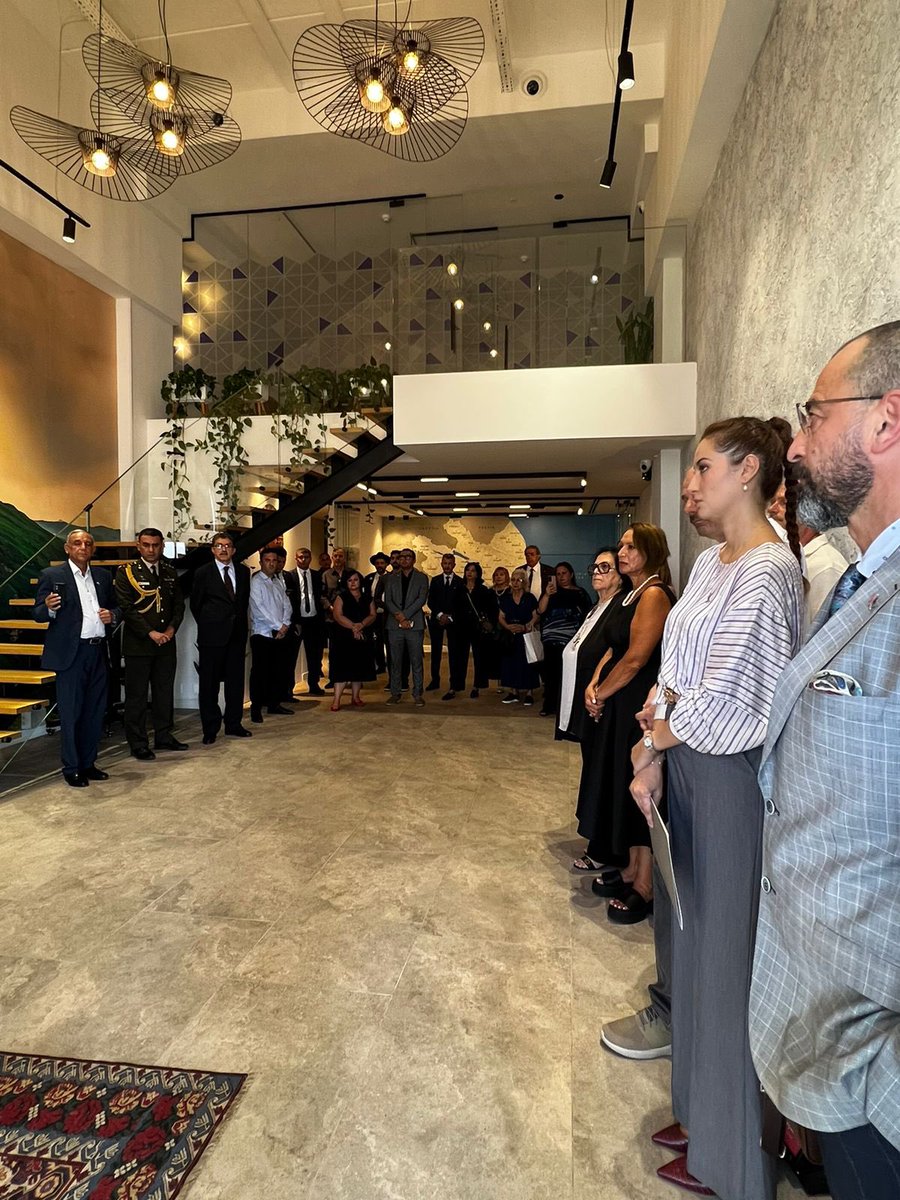 AzEmbTelAviv's tweet photo. Together with 🇦🇿 Jewish community in 🇮🇱, Ambassador &amp; representatives of 🇹🇷 Embassy to 🇮🇱 we gathered on the Remembrance Day to pay tribute to our heroes fallen during 44 days Patriotic War liberating Garabagh.
We thank everyone for joining us today!

@TelAvivBE @AzeTourismBoard https://t.co/20zIAS93Ho
