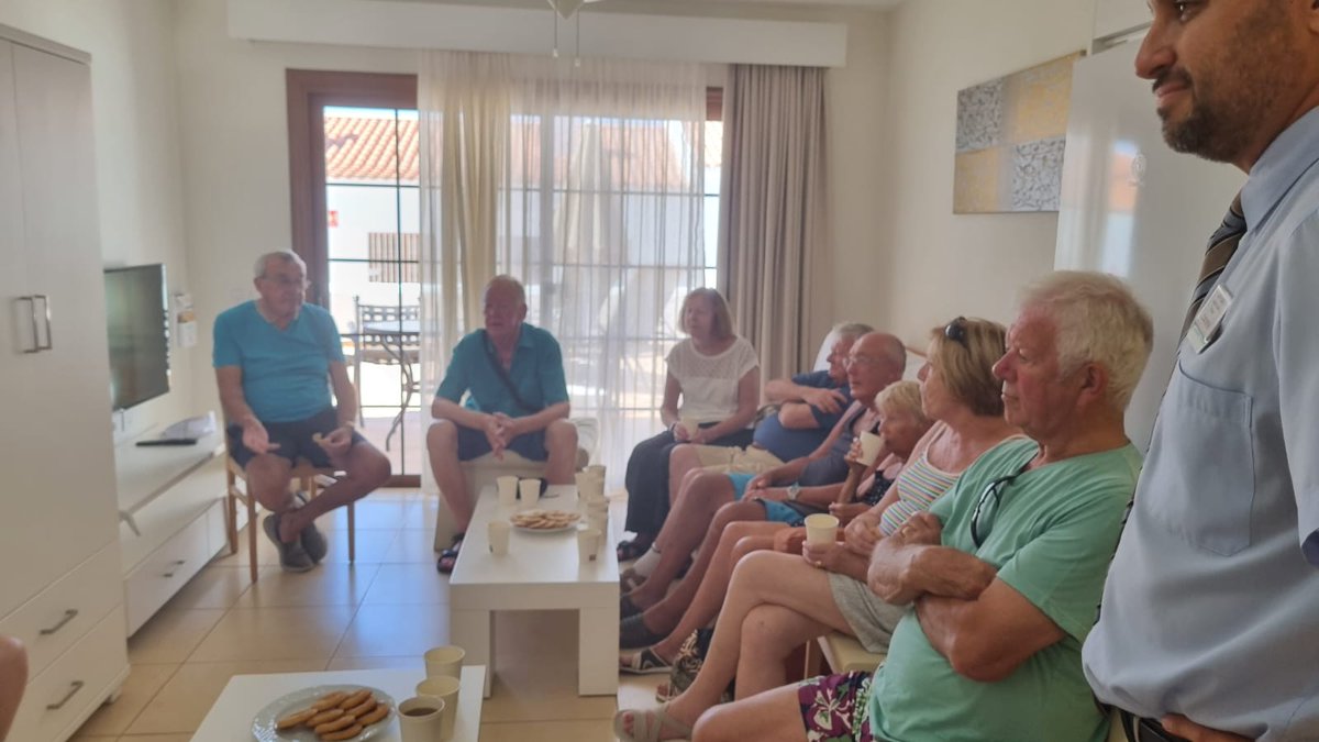 DavidTNF0's tweet photo. Amazing turnout today for our #MeetTheTeam at #SunsetViewClub Thank you very much to members attending our get together!!! #DPerfectService @Marialuisagarec @Laura_RCTF @Lidia_EH @juanmaintenance @Hamidreception @Lina62027653 @MariaMariaxuxu @JoannaTrzcinsk2 https://t.co/d9Toet1kXA