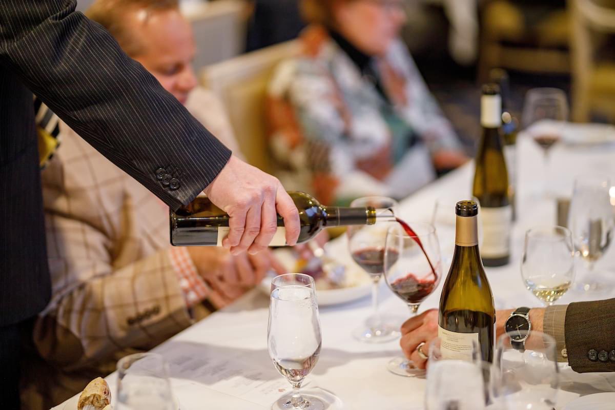 RohrsNotreDame's tweet photo. Wine dinners at Morris Inn are special and are the perfect opportunity to usher in the cooler weather. 

Join us on 10/3 as we welcome @lifeatgallo, and get a glimpse of their Napa Cabernet, featured in this year's Notre Dame Family Wines collection.   

https://t.co/StInA2OaZ2 https://t.co/ffjUISUTfN