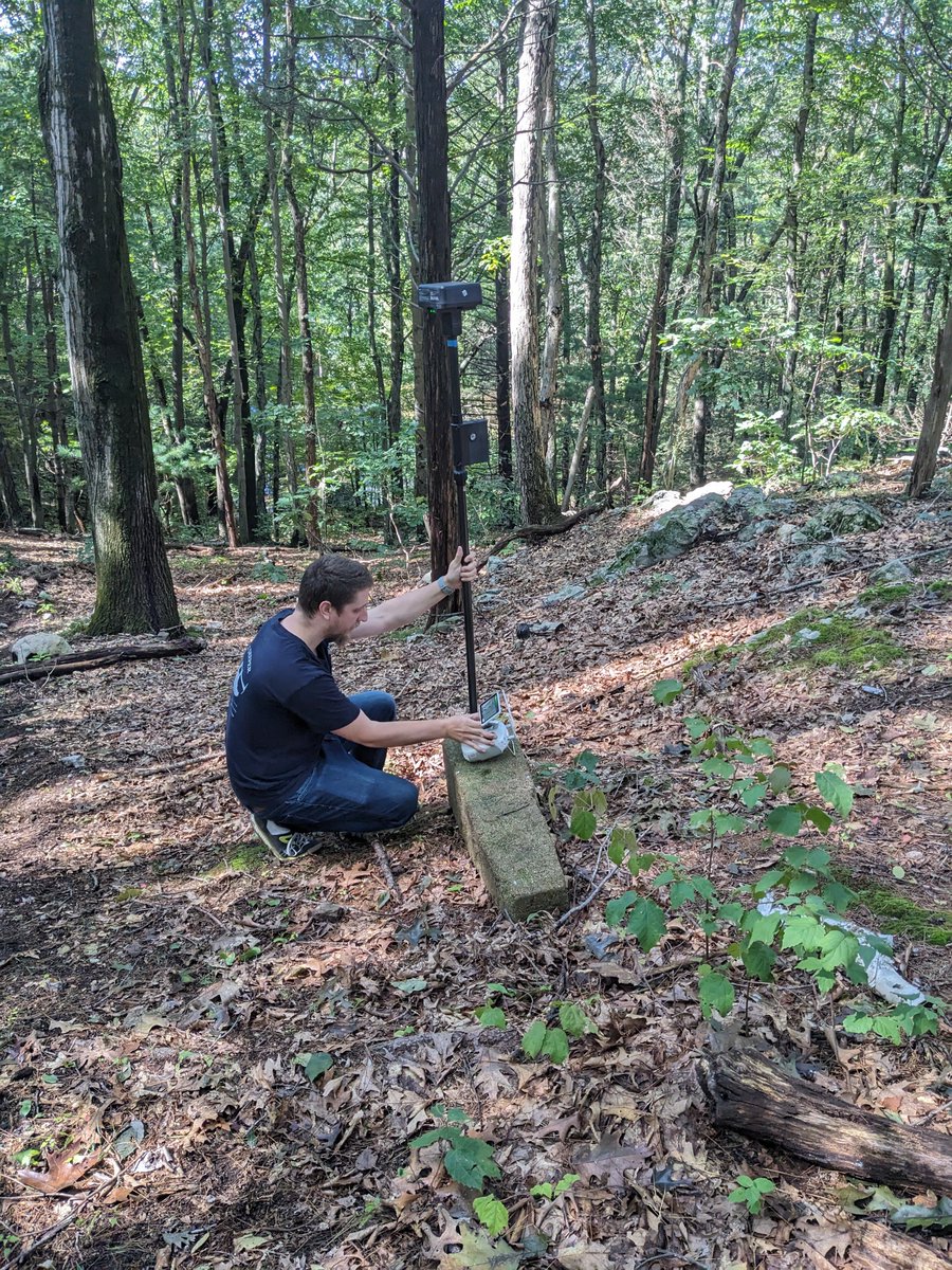 #digitalscholarship lesson 1 = digital tools aren't foolproof. #brandeismakerlab Tim Hebert + <a href="/NSusmann/">Dr. Natalie M. Susmann</a> walked 2 mi w an RTK before getting a good signal. That's why <a href="/brandeisanthro1/">Brandeis Anthropology</a> students learn to map archaeological features w compasses + tapes. 🌲🌲🌲
