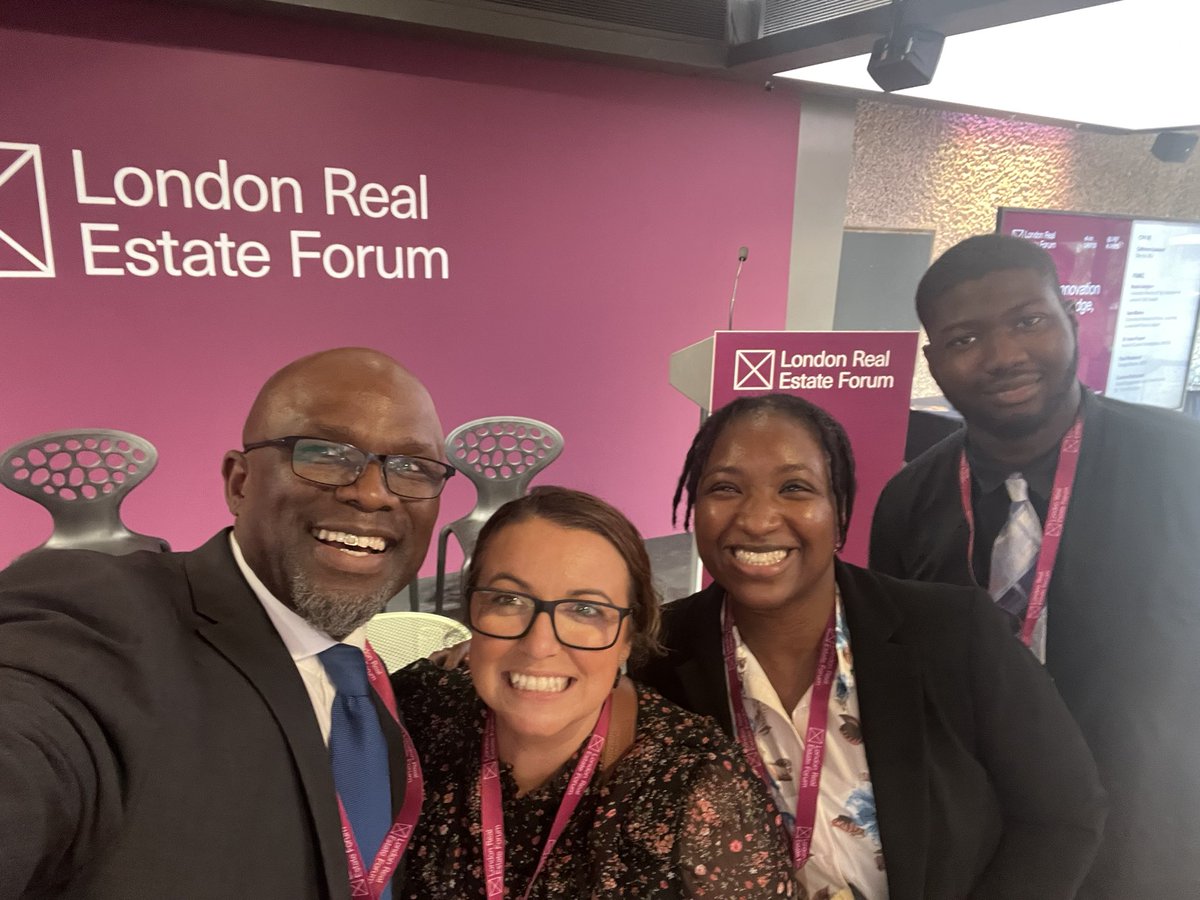 AbisogunOBE's tweet image. As for the #NetZero ambition, irrespective of the definition deployed; it cannot be achieved without the adoption of #DigitalTwins. Our role at the #DTSA a pan-London offer targetting #YoungPeople 16-25yrs is designed to support the challenge to #decarbonise built assets by 2050