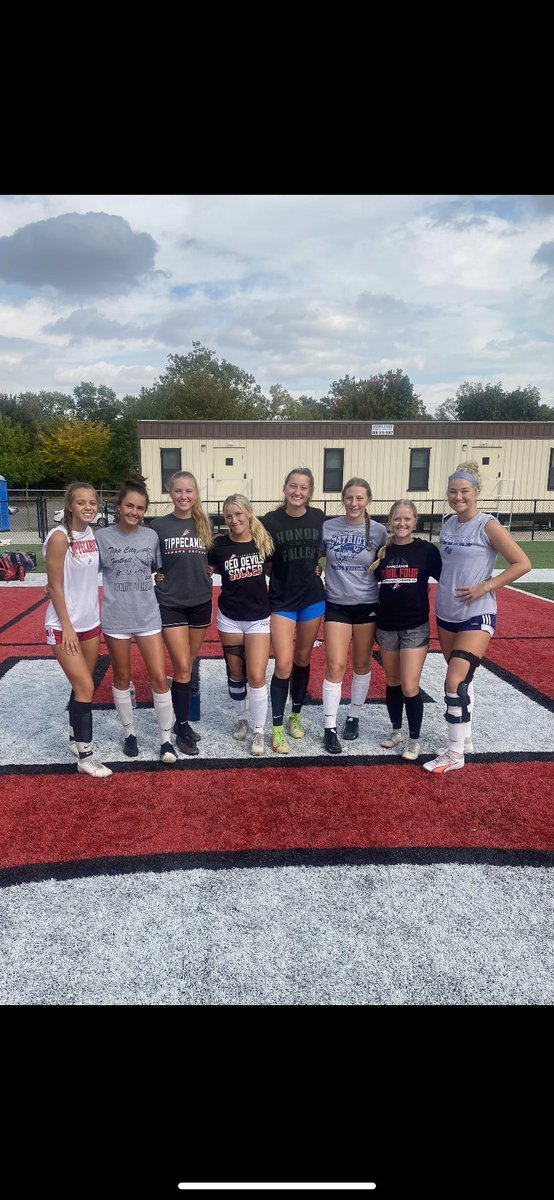 Excited for the opportunity tonight to celebrate our 8 Seniors at our home Senior Night Match. Varsity only game that will kickoff at 6:00pm vs Piqua, with Senior Night events taking place at 5:30pm. 

Looking forward to a great crowd and a great night of soccer! #HornsUp