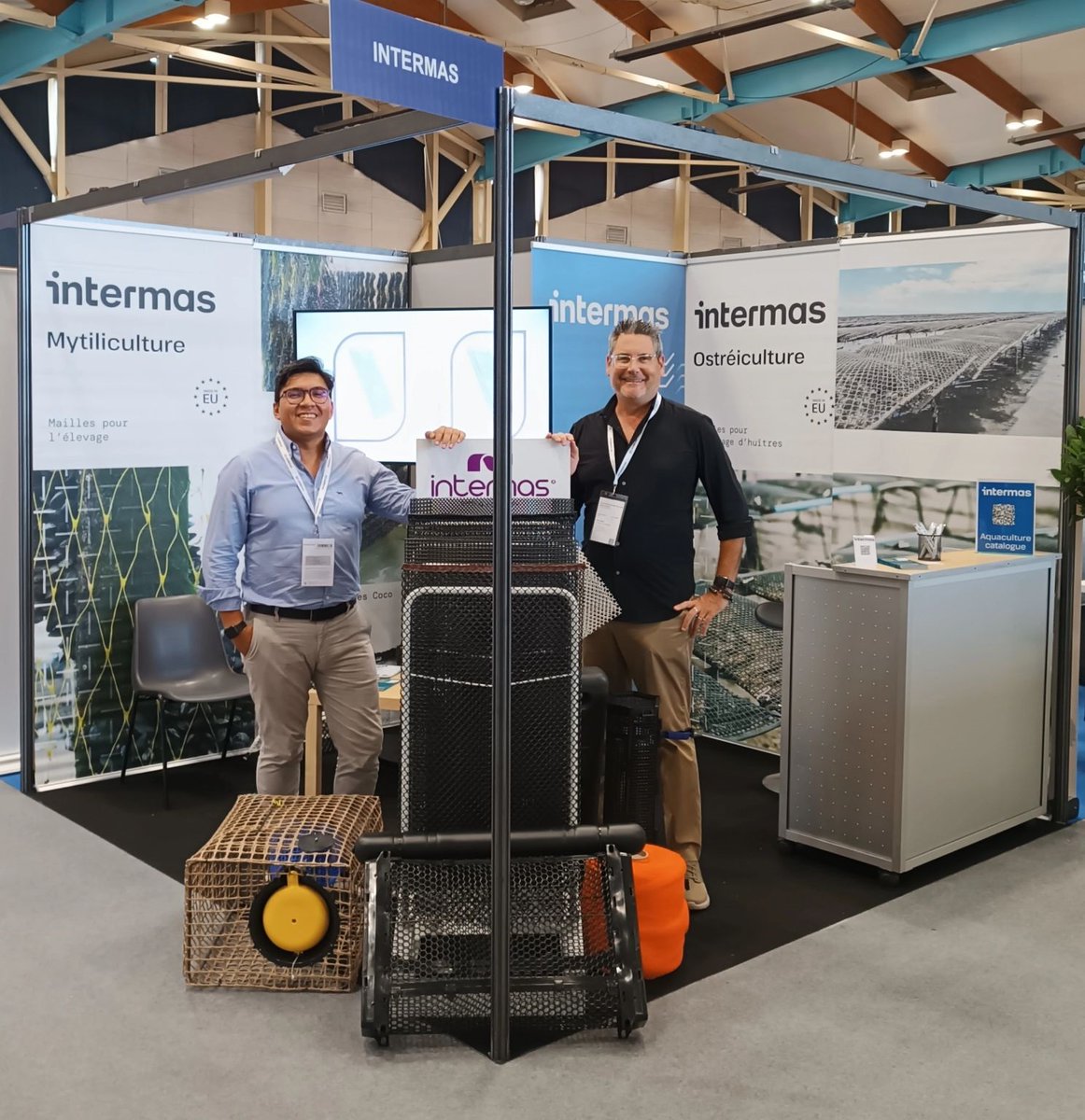 From the Marine Farming Trade Show 2023 in France: Intermas Group presents RESQUNIT on a French lobster trap 🦞. More than a device, it's our stand against ocean gear loss, supporting both fishermen's economy and marine life. 🌊 #resqunit #fishresponsibly