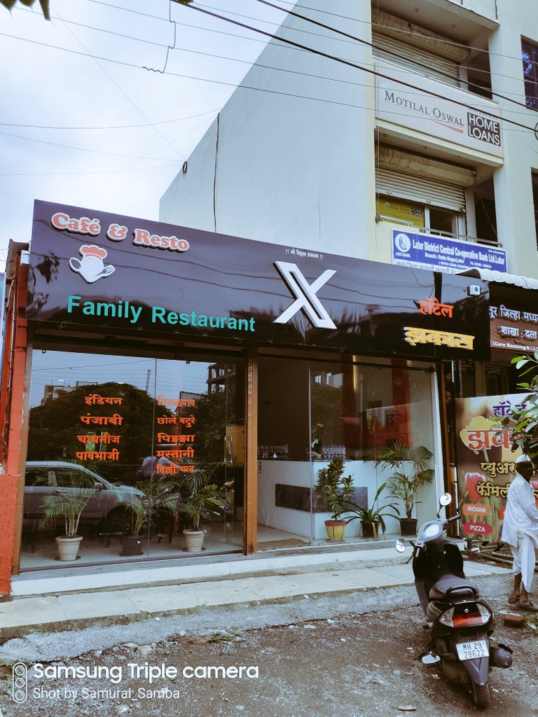 Samurai__Samba's tweet photo. New Twitter family restaurant in India

@X @elonmusk
#X #Twitter #elon_musk #Marketing https://t.co/GIya43IDx2