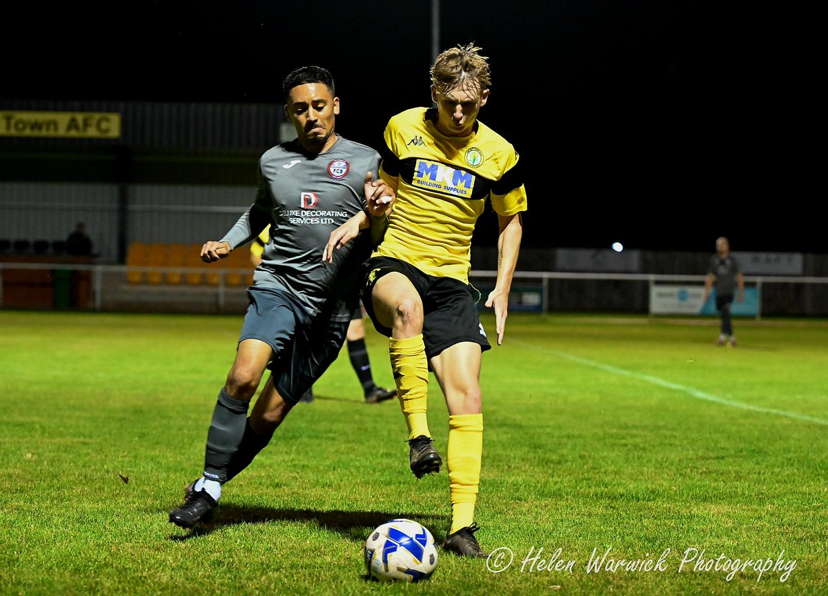 Helen Warwick tweet media