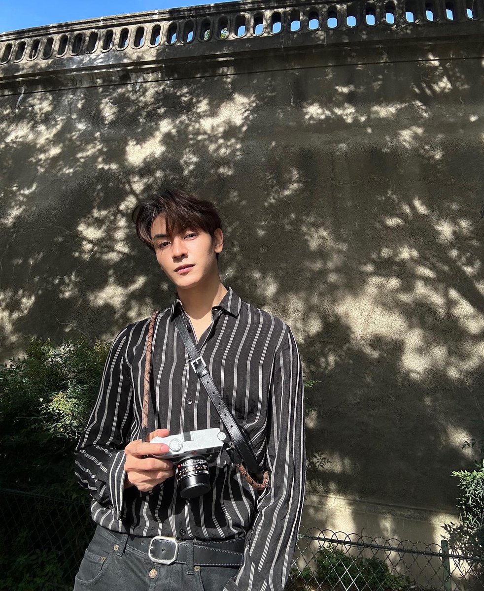 ChenRcj's tweet photo. 🖤🇫🇷 https://t.co/YzpxXBIdx9