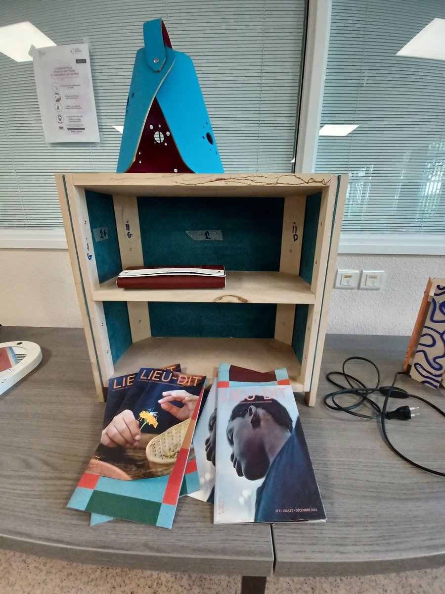 DAAC_nice's tweet photo. Formation au programme #Manufacto pour les enseignants des 12 classes @AcademieNice du CM1 à 2ndepro qui accueilleront toute l’année un artisan d’art pour fabriquer un objet. Merci à nos partenaires  #FondationHermès, @les_compagnons  @VillaNoailles #EAC https://t.co/MT4uxAaLs8