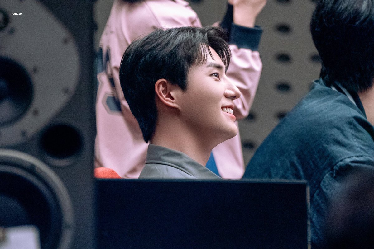 EINHERZLOSES's tweet photo. ㅤ 
Gemes banget, pacarnya siapa sih ini?
ㅤ https://t.co/PQsz1dQE86