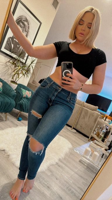 OnlyFans https://t.co/u3IOstn0SM https://t.co/6HudZsDtZO