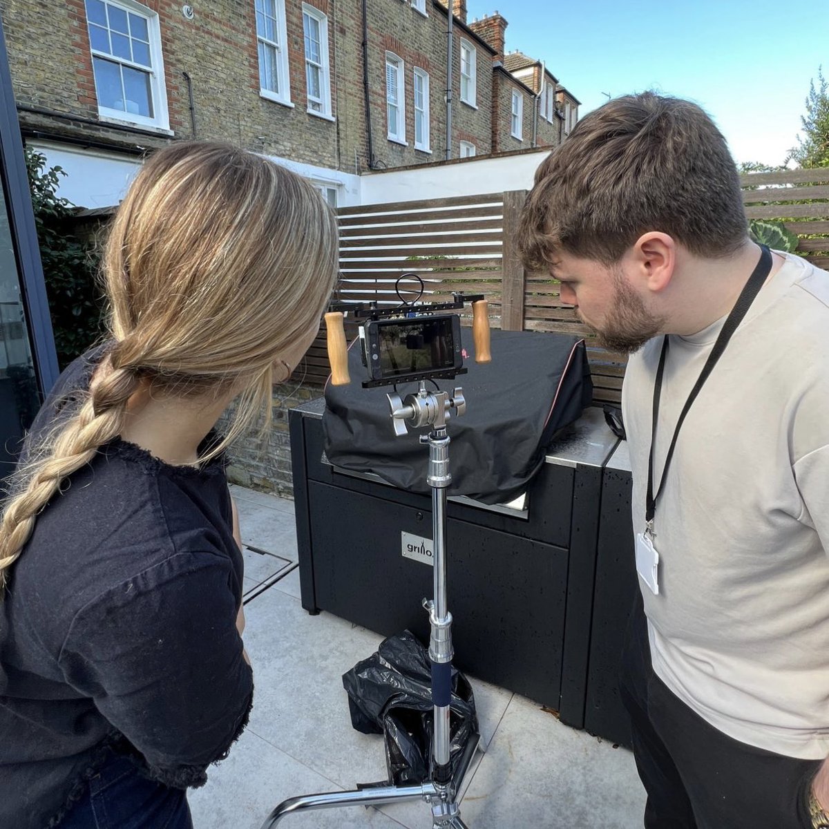 Social Chameleon tweet media