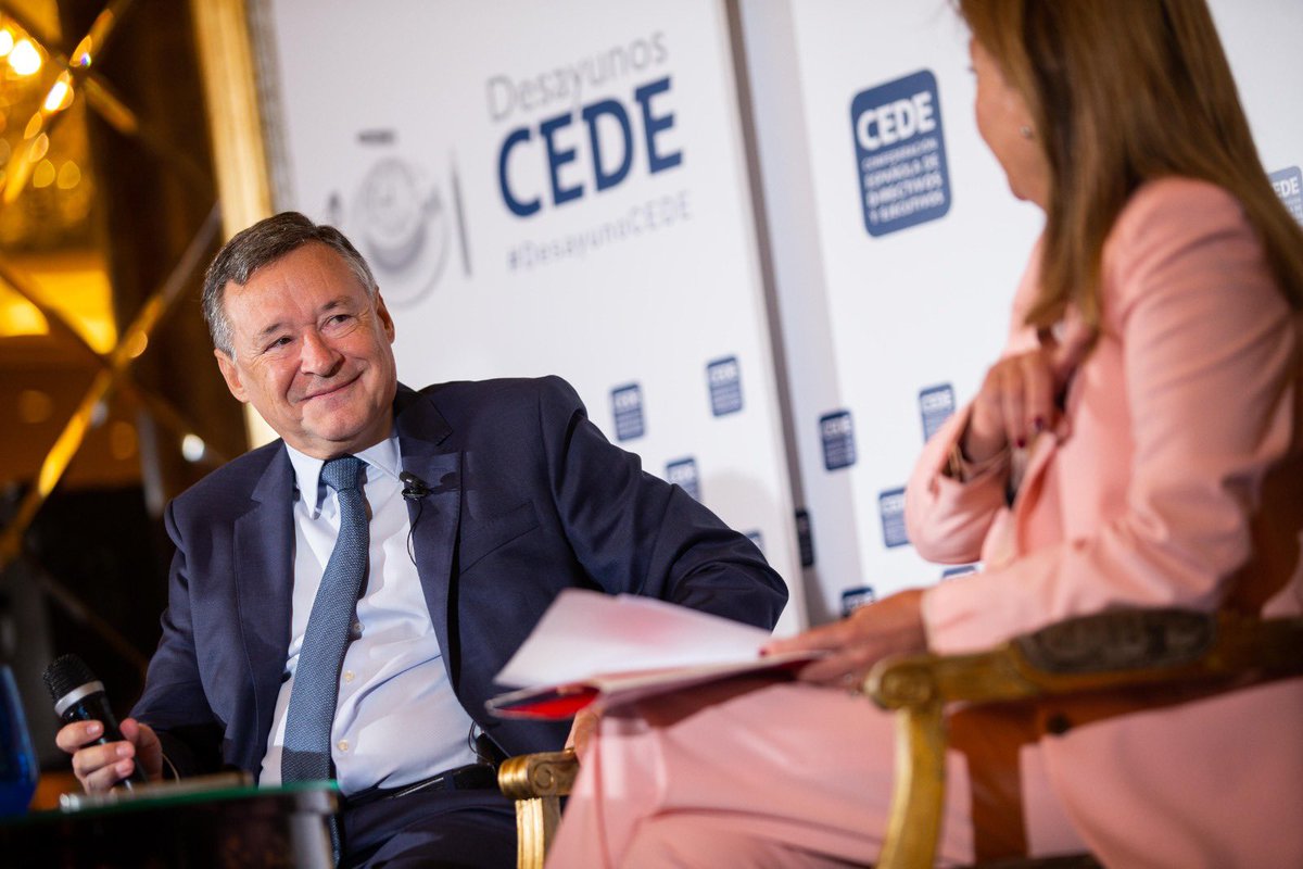 angelsimon_'s tweet photo. La anticipación, la innovación y las alianzas son esenciales para dar respuesta a los desafíos de hoy y del futuro.
En el #DesayunoCEDE de @directivosCEDE, hemos hablado de cómo avanzamos en el desarrollo sostenible y combatimos las desigualdades https://t.co/nipfjaHIVH https://t.co/ox9tr9dbSy