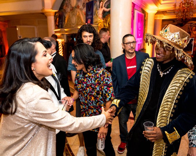 I&rsquo;m having a blast in the @theroguebunnies community because I get to meet sooo many new people!!!   Digitally<a href="/tag/bunnies"class="tags"><span>#bunnies</span></a><a href="/tag/raquelpomplun"class="tags"><span>#raquelpomplun</span></a><a href="/tag/lavegas"class="tags"><span>#lavegas</span></a><a href="/tag/nfts"class="tags"><span>#nfts</span></a><a href="/tag/roguebunnies"class="tags"><span>#roguebunnies</span></a>