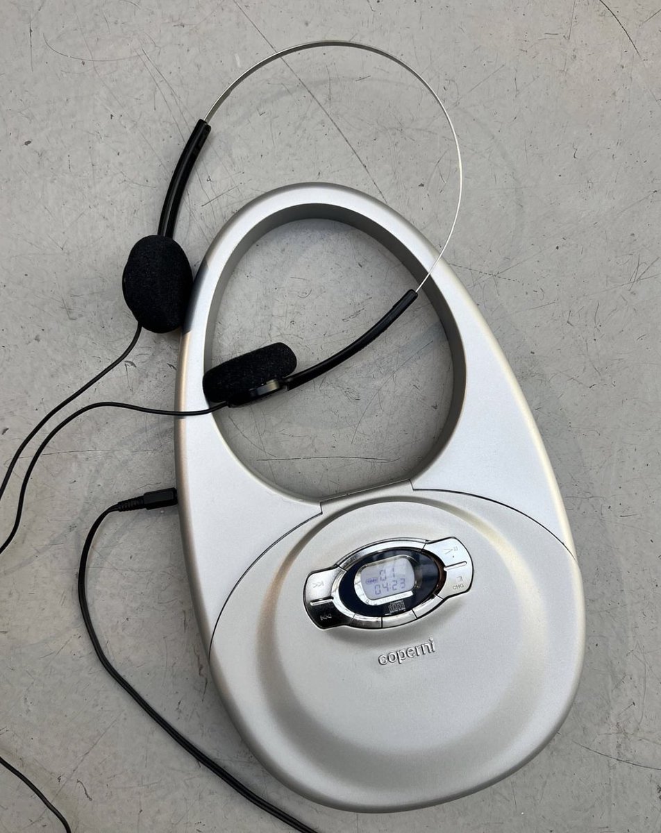 Outlander Magazine (@streetfashion01) on Twitter photo CD-Player Bag by COPERNI (2023) CD-Player Bag by COPERNI (2023)
