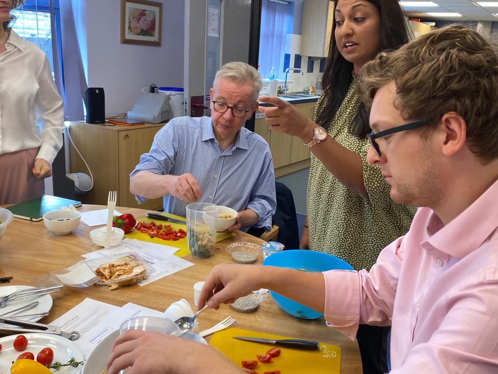 DisInitiative's tweet photo. @michaelgove enjoys a healthy eating, wellbeing session with DIs dietician Shavina from Intuitive Nutrition. https://t.co/N3jqwiQ1vE