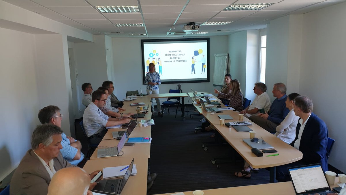 Séance de travail hier en Délégation Régionale <a href="/FEHAP_ARA/">FEHAP Auvergne Rhône-Alpes</a> avec Pôle Emploi @pole_emploi en présence de Laurence Gervex, Cheffe de projet régional DOMaine d'EXcellence Santé Services à la personne.
Promouvons ensemble les métiers de notre secteur !