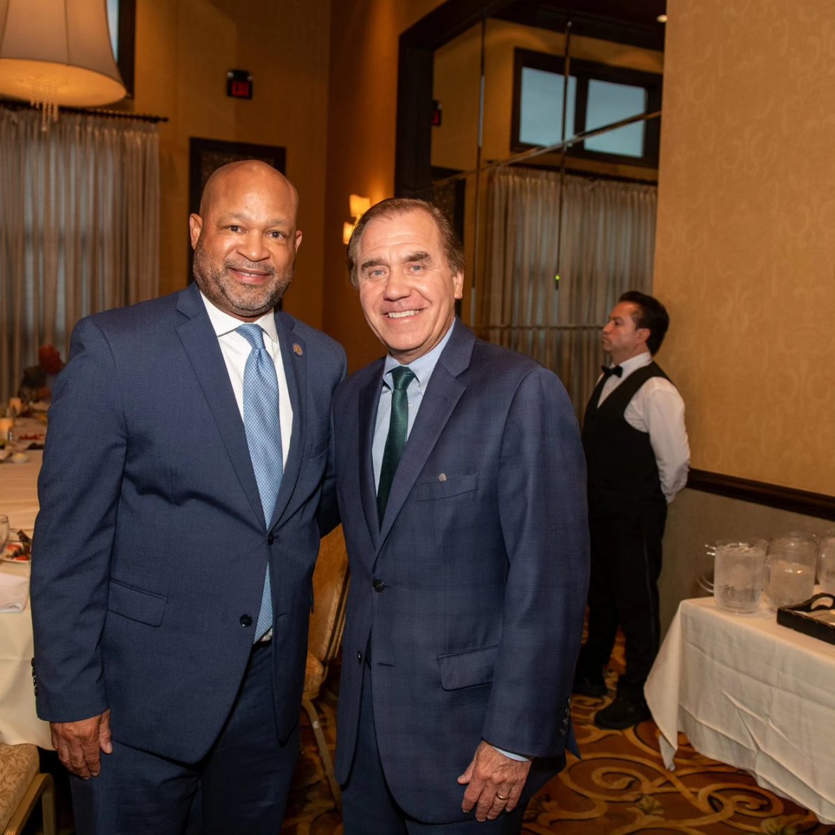 BenjieWimberly's tweet photo. A great night with @SpeakerCoughlin at II Villaggio Carlstadt, NJ! #NJAssemblyDems https://t.co/gB7sGqZ0fk
