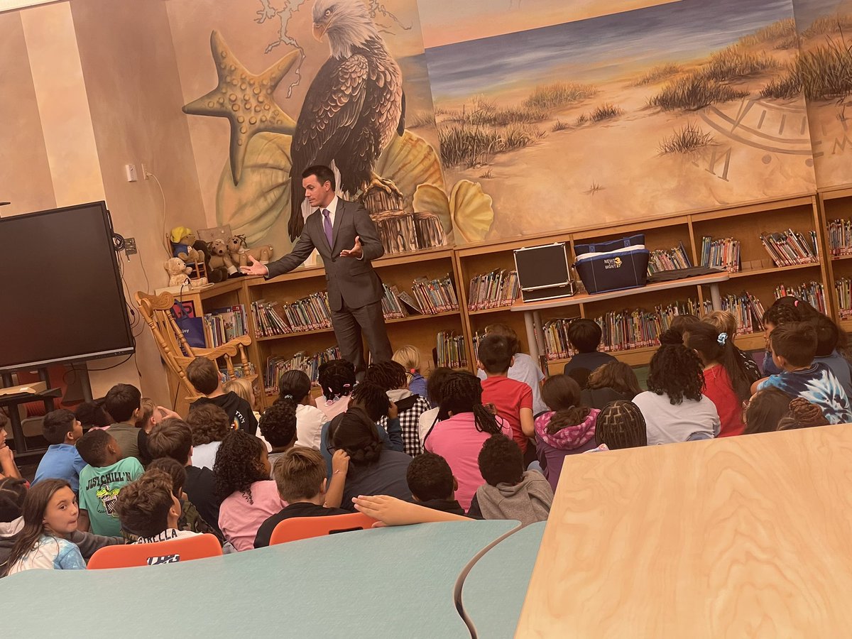 Stephanie Marshall tweet media