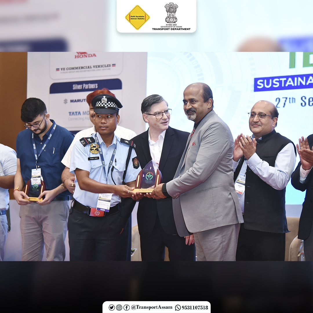 TransportAssam's tweet photo. Some snapshots of the 'Road Safety Warrior Award' handover during the SAFE Technology Workshop 2023.
.
.
#SafeTechnology #roadsafetywarrior #saferoadssafeindia #technologyworkshop
.
.
@assampolice @gpsinghips @gaurav9881 https://t.co/n8AlgkxiKO