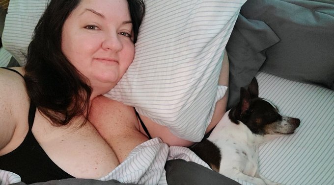 BFF snuggles while I try to get over this cold.  I love this little stinkface so much.  This is how we<a href="/tag/mvsales"class="tags"><span>#mvsales</span></a>