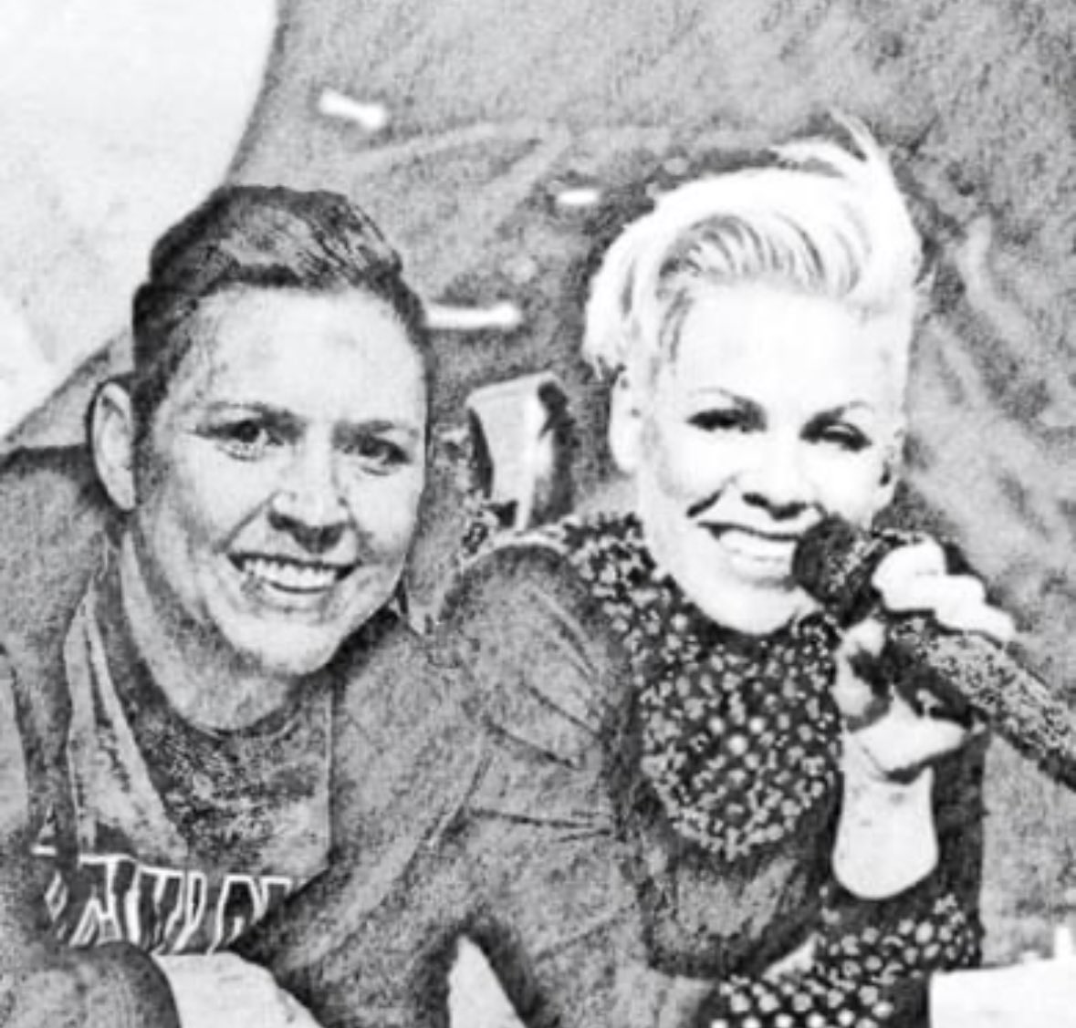 mandythib's tweet photo. @Pink 9 more hours and I get to ROCK Houston with my Bestie!!! 💓💓🩷🩷💕💕#DreamConcert #BornIn79 #CancerFree12years #SocietyFree9years @Pink #Inspiration
#PhotoShop https://t.co/i6O6JfQxKU