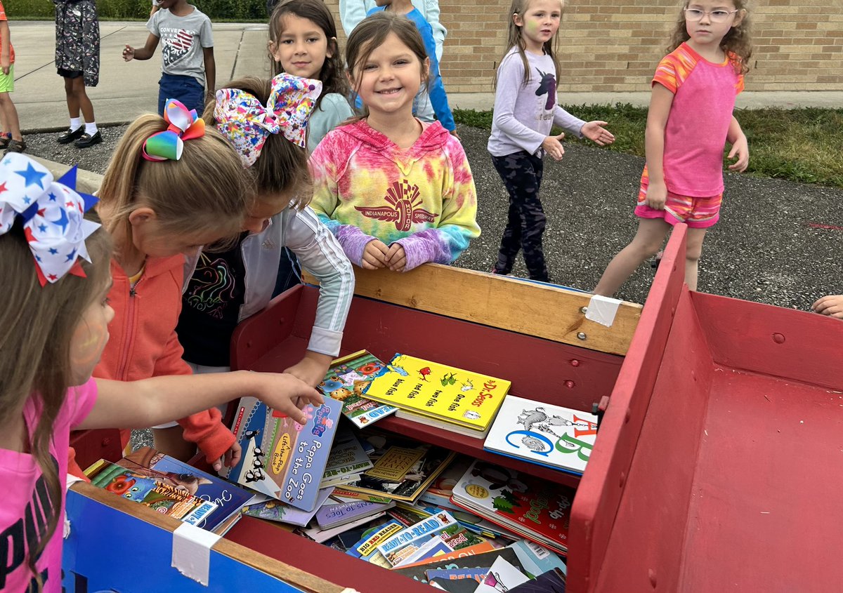 Mrs. Alexander tweet media