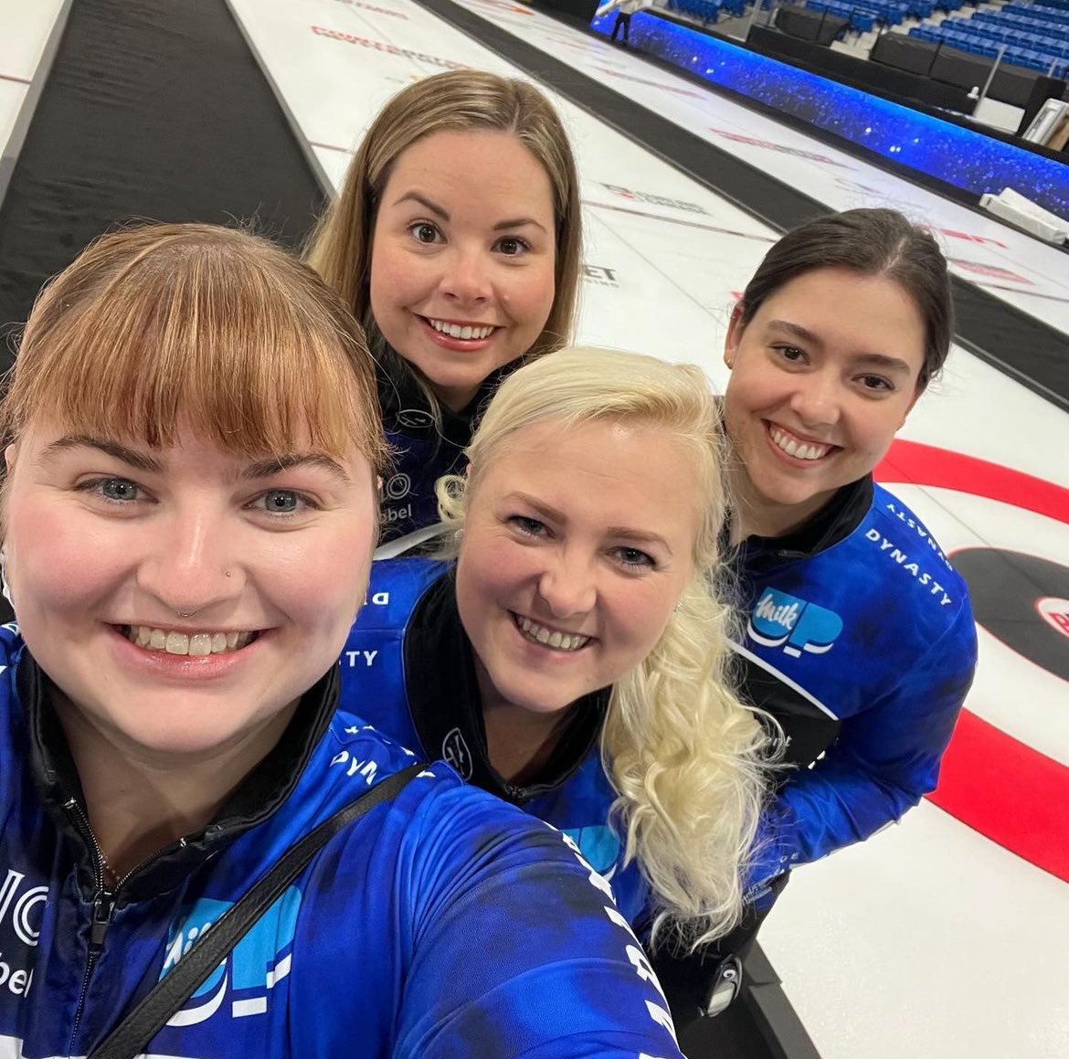 TeamInglis's tweet photo. Early morning practice complete! Back on the ice at 2pm to kick off the opening draw of the @PointsBetCanada Invitational against @team_skrlik #PBI2023 #curlingmadness #singleknockout https://t.co/NRb5rAFhdQ