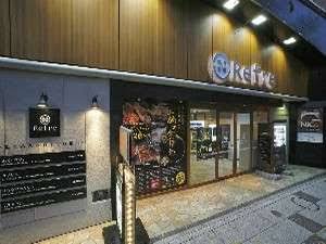 本日のお宿&hellip; この時期どこも軒並み高かったんですよ&hellip; 人生初カプセルホテル&hellip;朝食付いて4200円は格安と思うしかない&hellip; そして自販機でリアルゴールド買ったはずが、何故か綾鷹が出てきた&hellip; ちょっと休んだら、風呂入ってこよう&hellip;<a href="/tag/%E9%87%91%E6%BE%A4%E3%82%86%E3%81%84"class="tags"><span>#金澤ゆい</span></a>