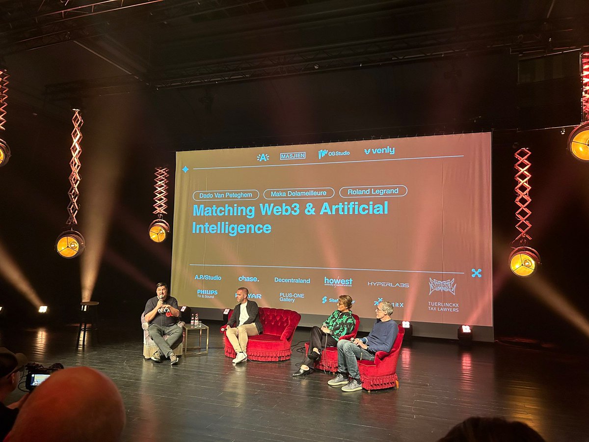Had a great time speaking about the crossover of #AI &amp; #Web3 in a panel at <a href="/web32/">jack davis</a> with Maka De Lameillieure, <a href="/RolandLegrand/">Roland Legrand</a>  &amp; moderated by the one and only <a href="/robinwauters/">Robin Wauters</a> 🫡

My main point was that many dots will connect over time, and that f.e. the #blockchain might be a