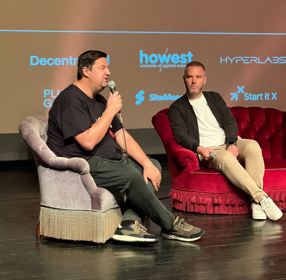 dadovanpeteghem's tweet photo. Had a great time speaking about the crossover of #AI & #Web3 in a panel at @web32 with Maka De Lameillieure, @RolandLegrand  & moderated by the one and only @robinwauters 🫡

My main point was that many dots will connect over time, and that f.e. the #blockchain might be a solution to seperate synthetic fake AI content from real content.

Or how an #AI artist can now create virtual artworks under the form of #NFTs and showcase them in a virtual gallery in a #virtual world. The possibilities are endless.

How do you see the crossovers happening?

🙏 for having us & hosting this great event @web32 team!