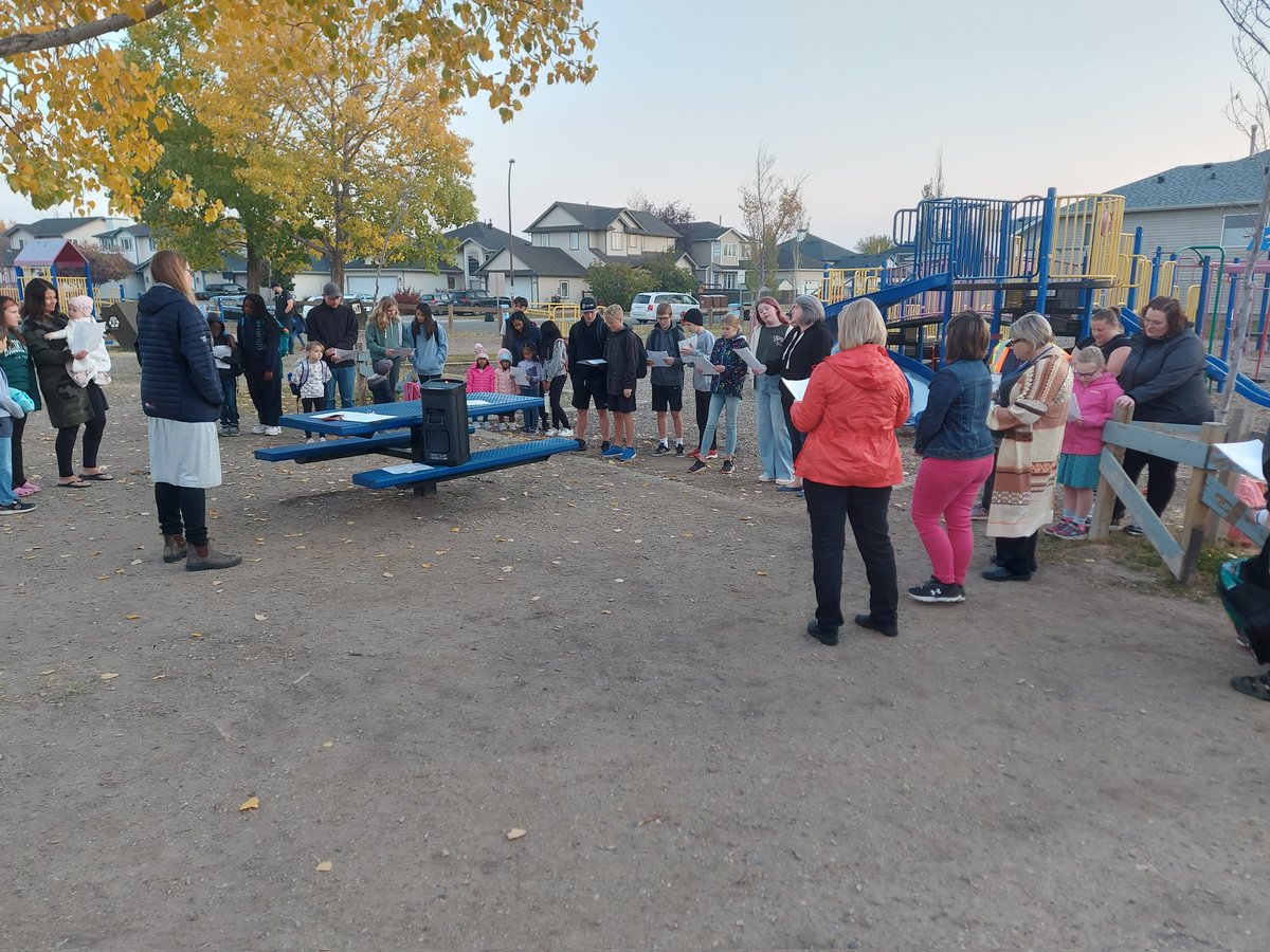 Geoffrey Bishop tweet media