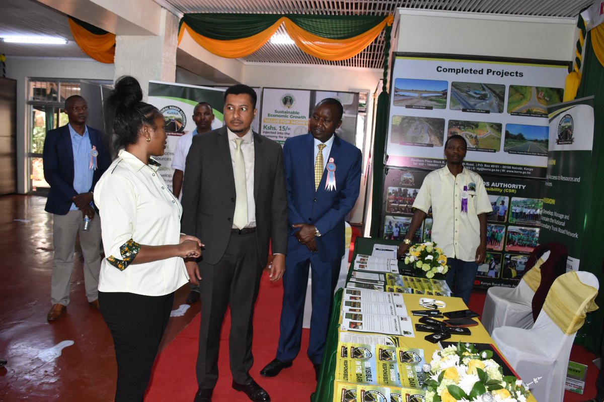 KeRRA_Ke's tweet photo. 2/2 KeRRA Director General, Eng. Philemon Kandie said that the authority is ensuring that Kenyans in every rural area are able to access resources and services easily.
#connectingdevolvedkenya https://t.co/Q7s7mJaggf